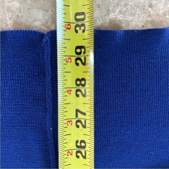 PASHMINA soft ruffle cape open front
Blue Y2K cobalt blue SIZE LARGE EUC - Picture 6 of 9